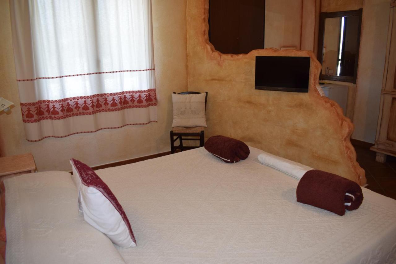 Canne Al Vento Galtellì Buitenkant foto